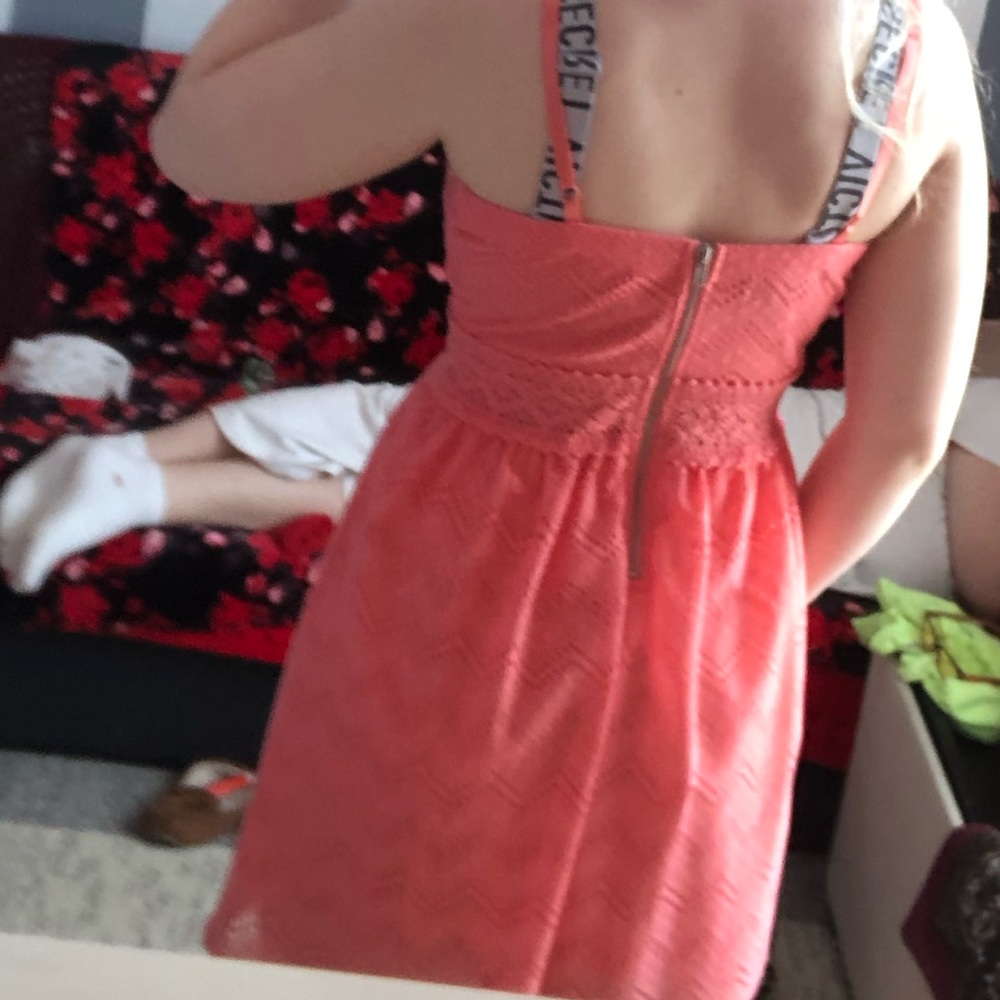 Dress - Picture 3 of 4
